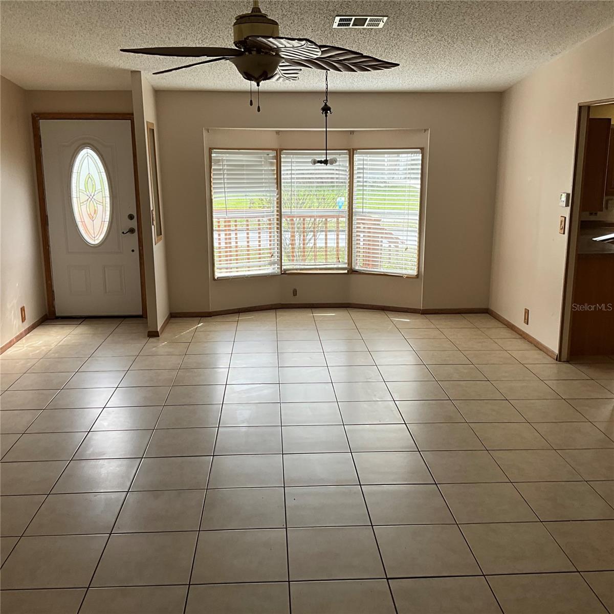 TRADERS COVE UNIT 01 - Residential