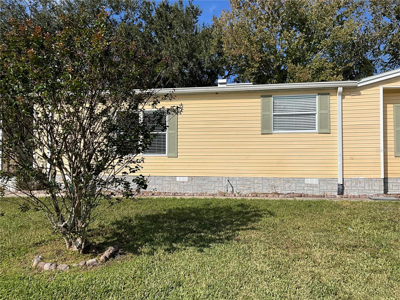 TRADERS COVE UNIT 01 - Residential