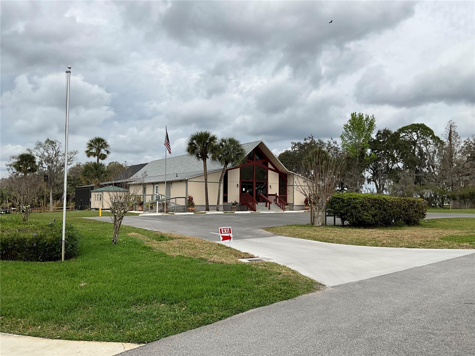 TRADERS COVE UNIT 01 - Residential