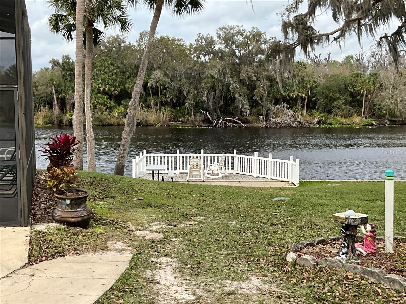 TRADERS COVE UNIT 01 - Residential