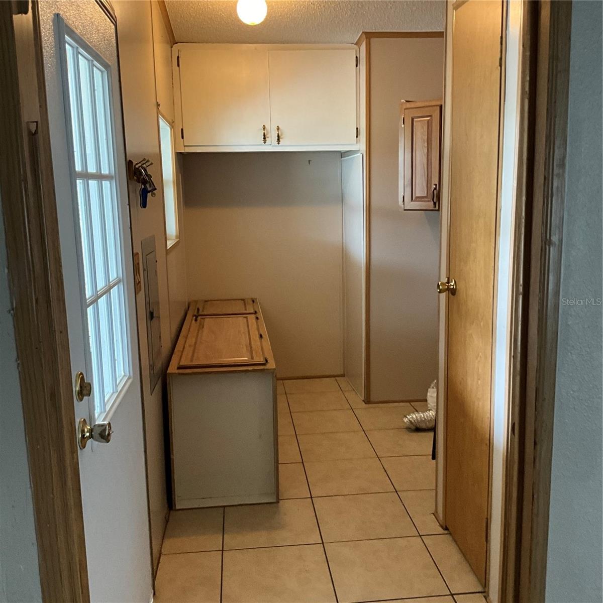 TRADERS COVE UNIT 01 - Residential