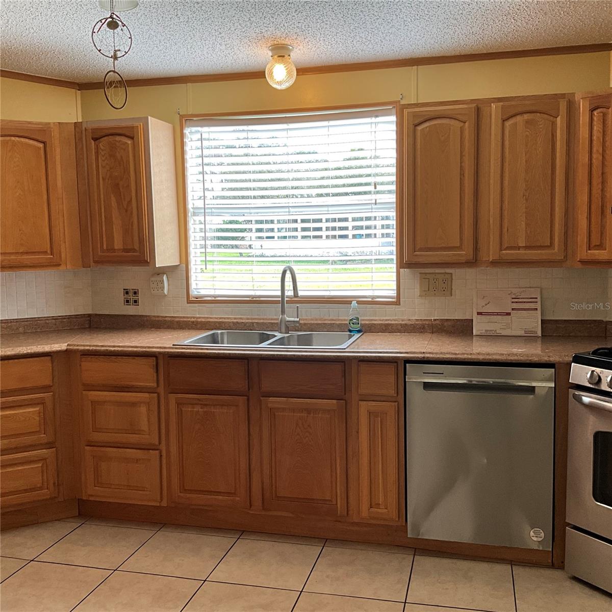 TRADERS COVE UNIT 01 - Residential
