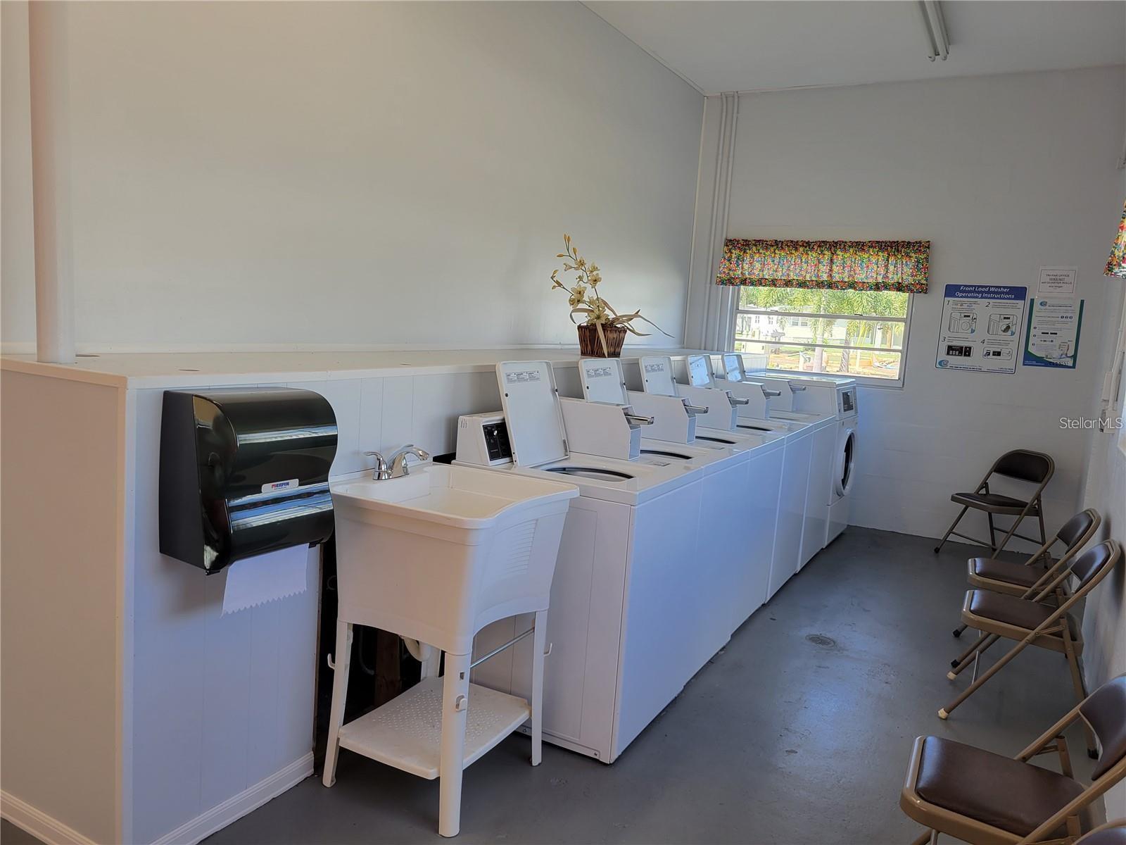 TRI-PAR ESTATES - Residential Lease