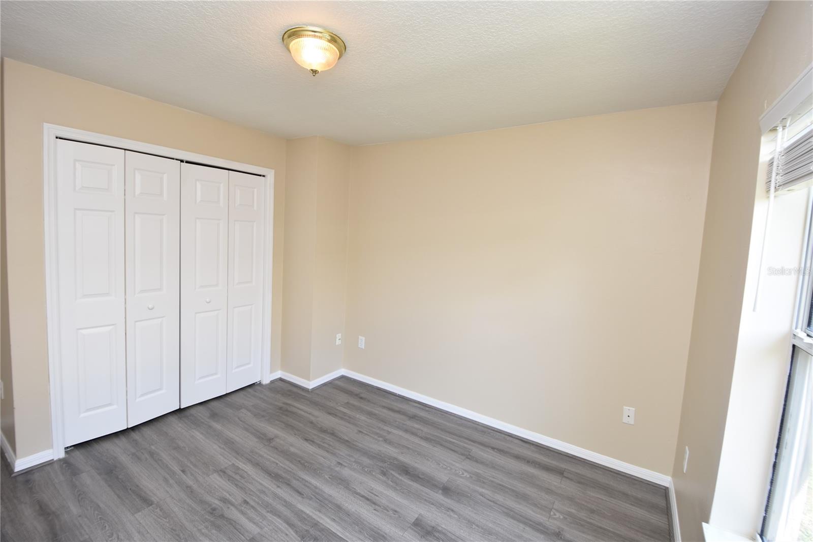 QUAIL HOLLOW - Residential Lease