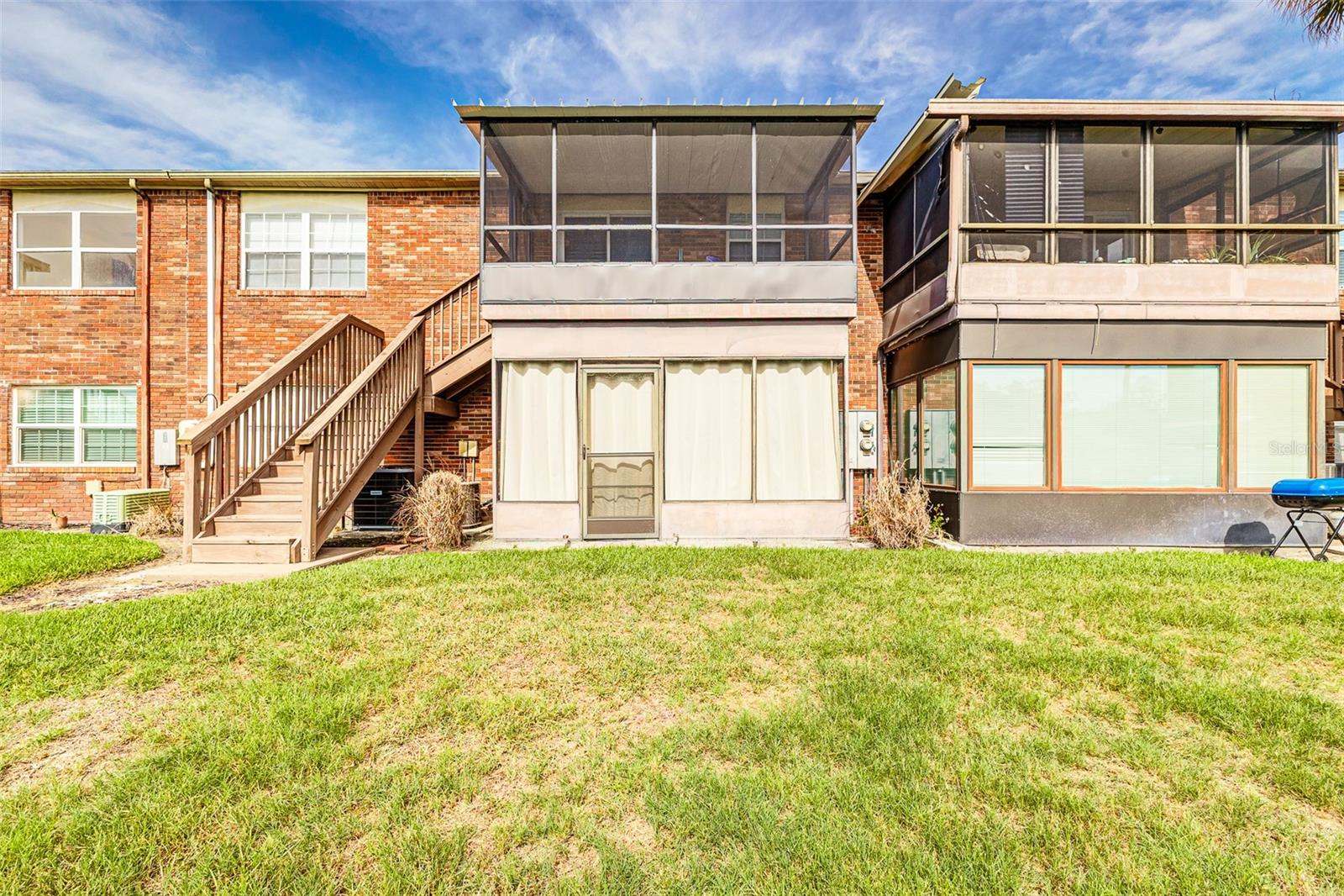 LAKE BENTLEY SHORES CONDO PH 01 - Residential