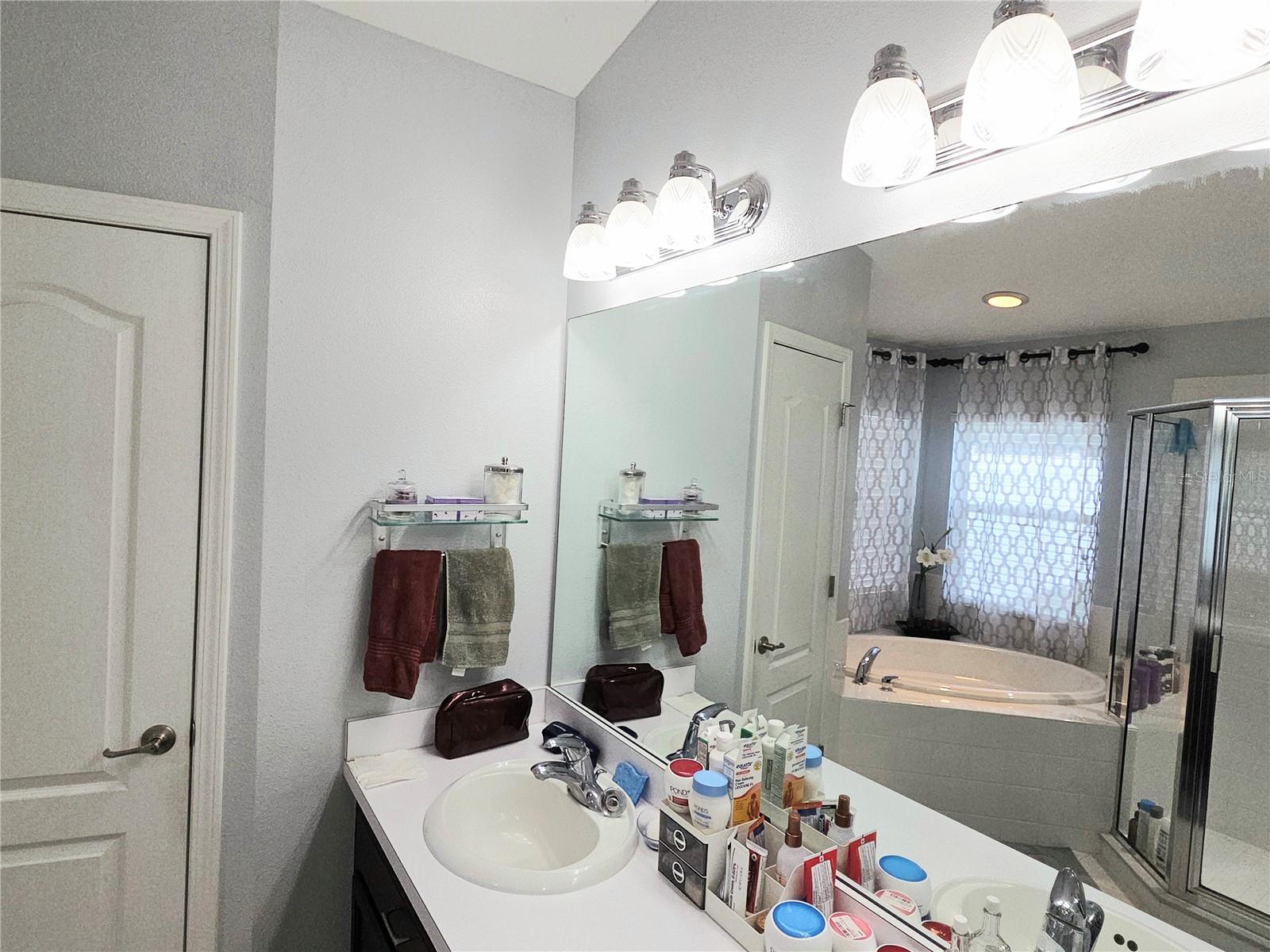 HAMPTON HILLS SOUTH PH 01 - Residential