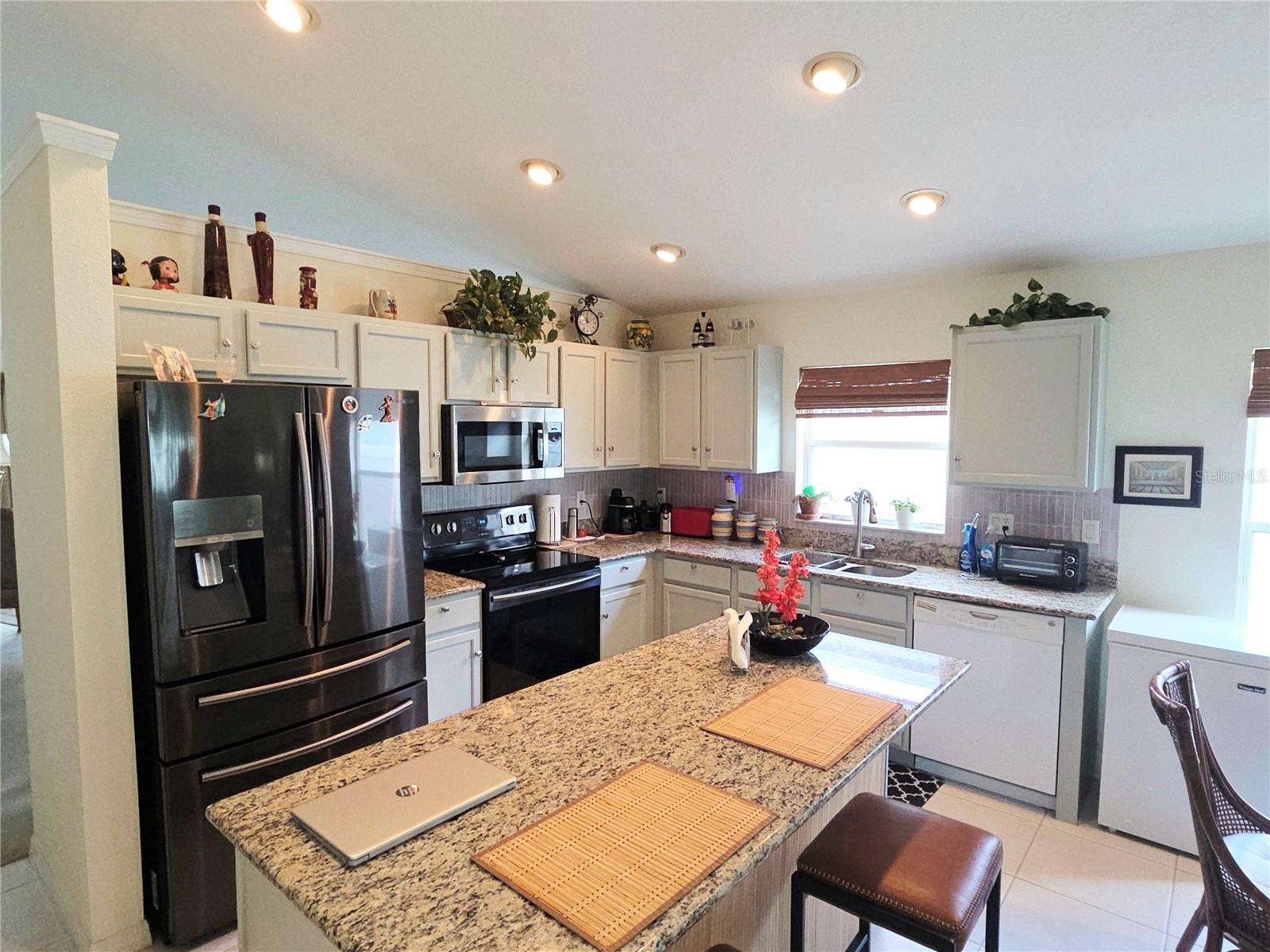 HAMPTON HILLS SOUTH PH 01 - Residential