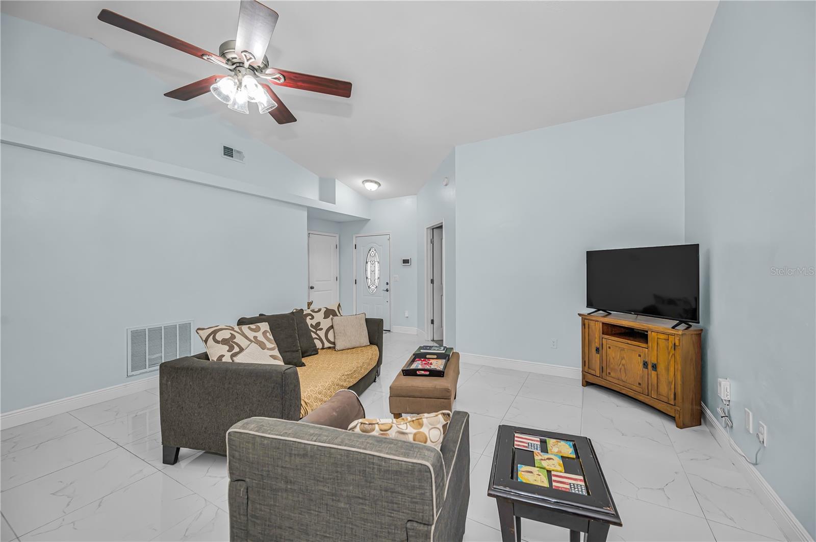 BLOOMINGDALE SEC R UNIT 3 - Residential