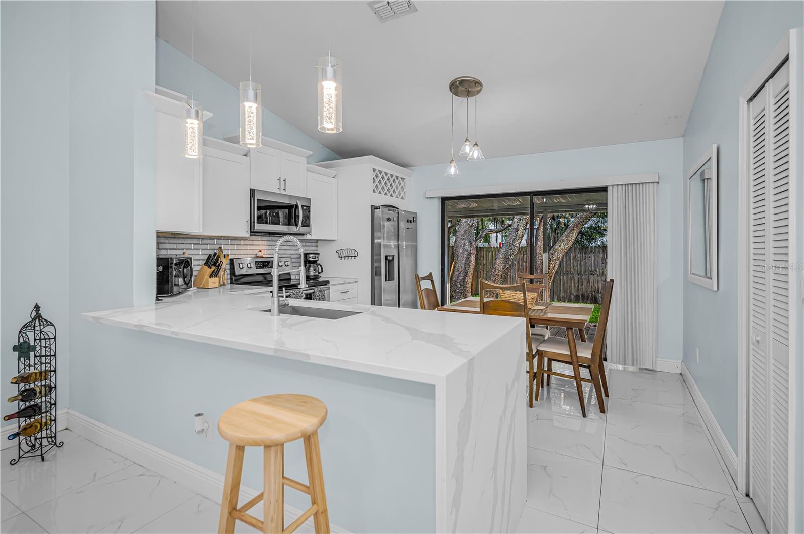 BLOOMINGDALE SEC R UNIT 3 - Residential