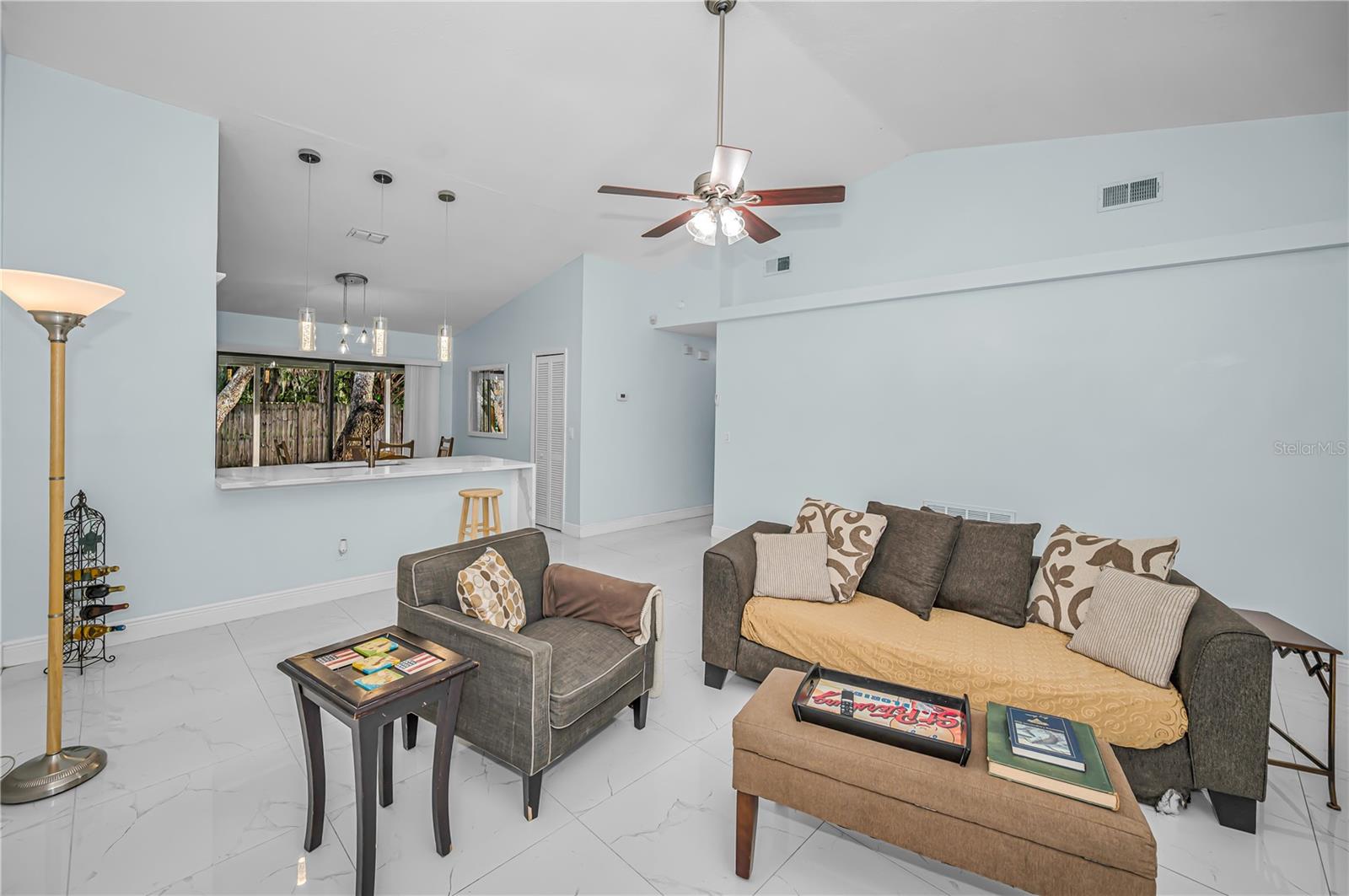 BLOOMINGDALE SEC R UNIT 3 - Residential