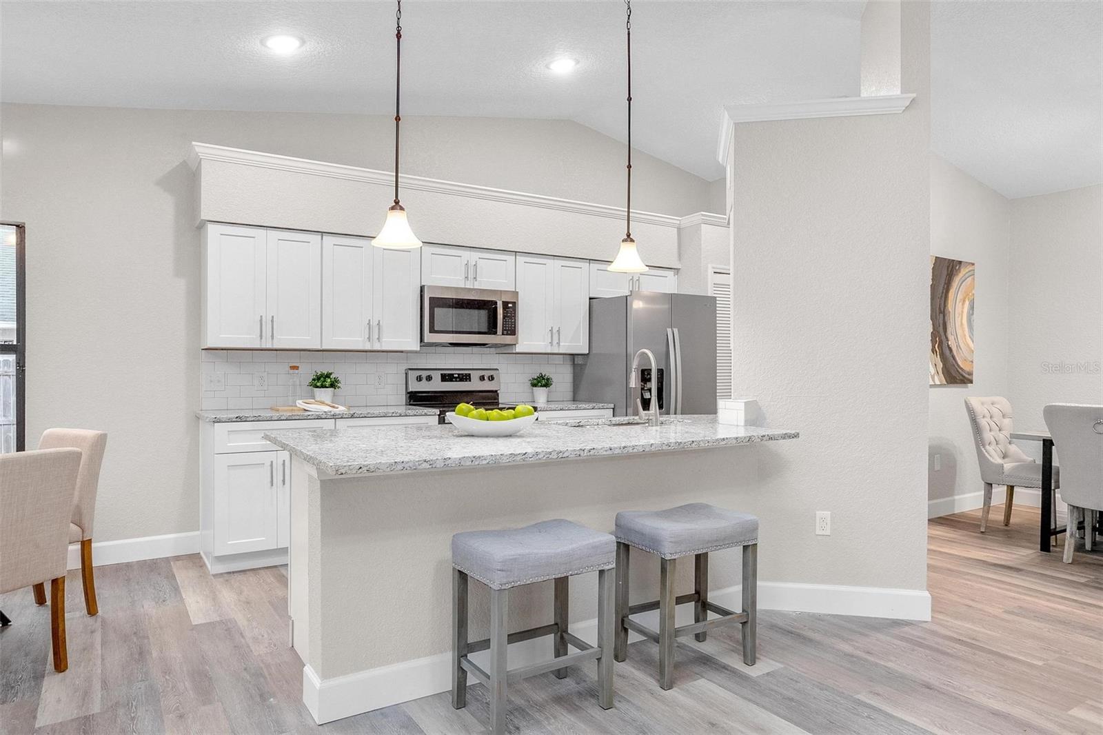 DELTONA LAKES UN 27 - Residential