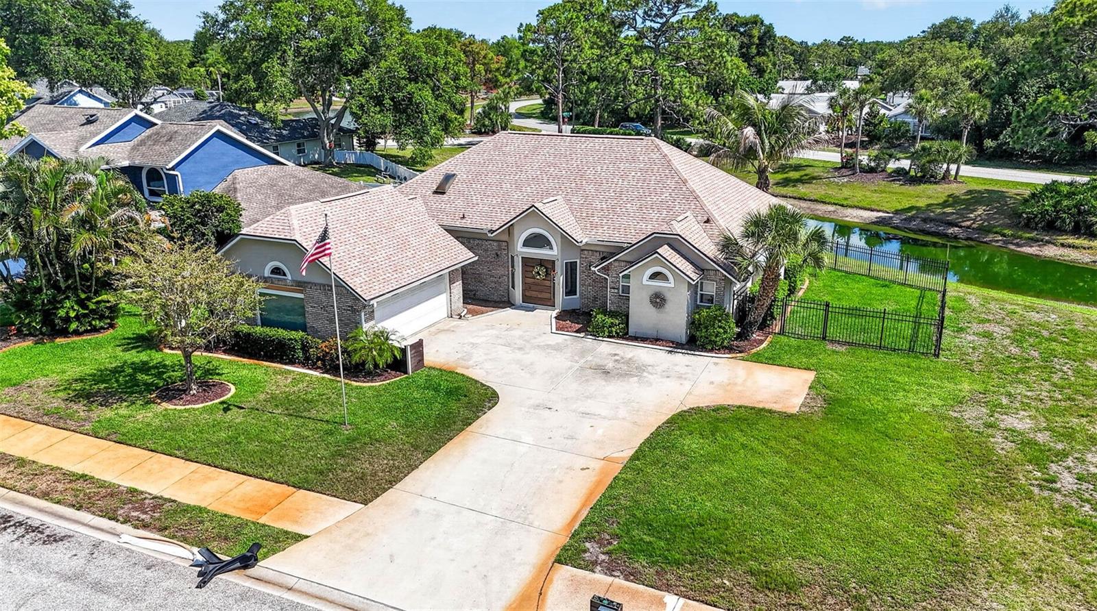 CEDAR CREEK - Residential
