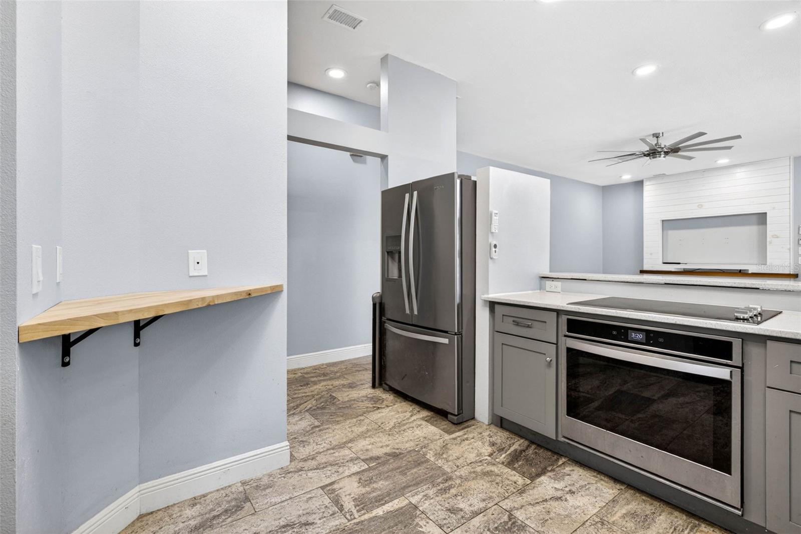 CEDAR CREEK - Residential