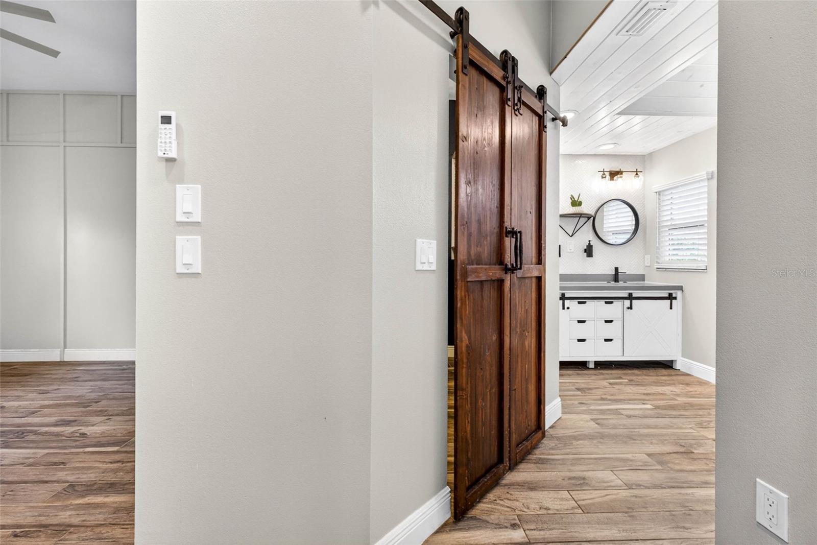 CEDAR CREEK - Residential