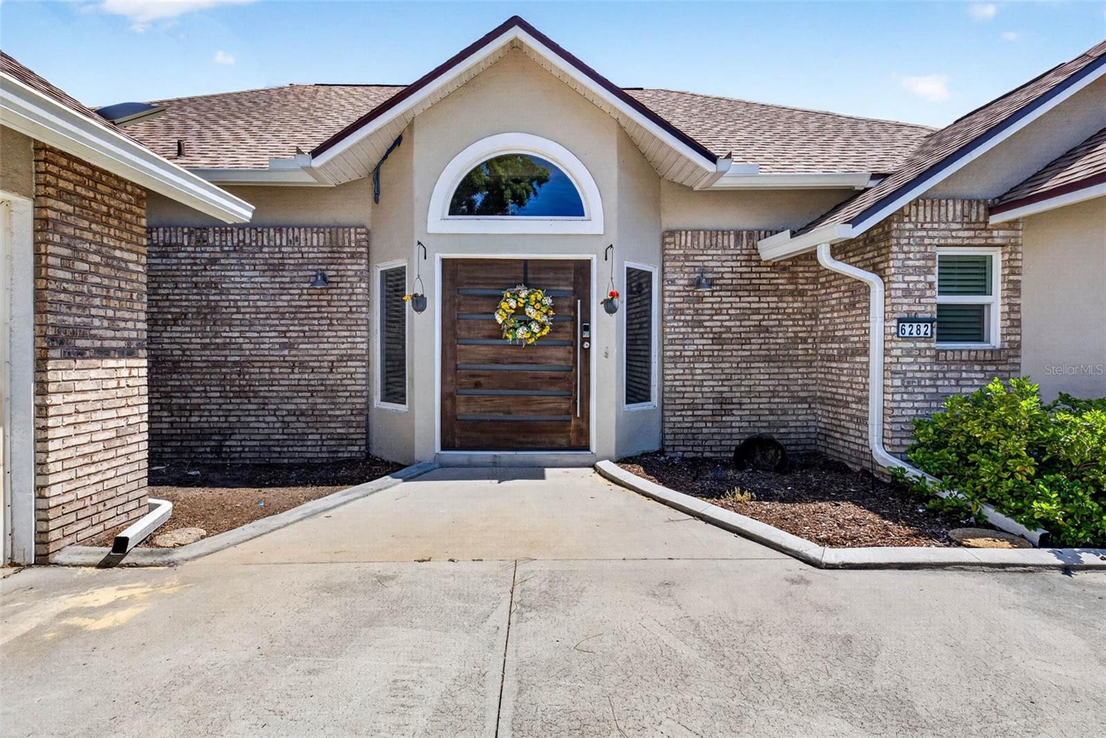 CEDAR CREEK - Residential