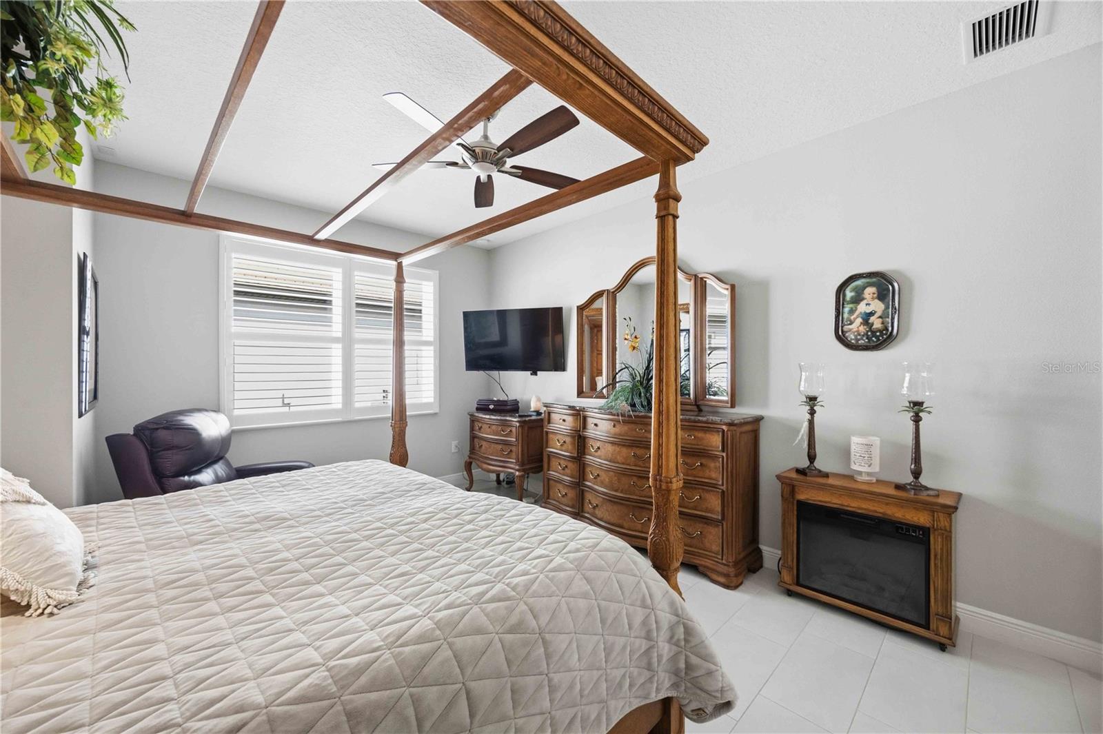 OASIS/WEST VLGS PH 1 - Residential