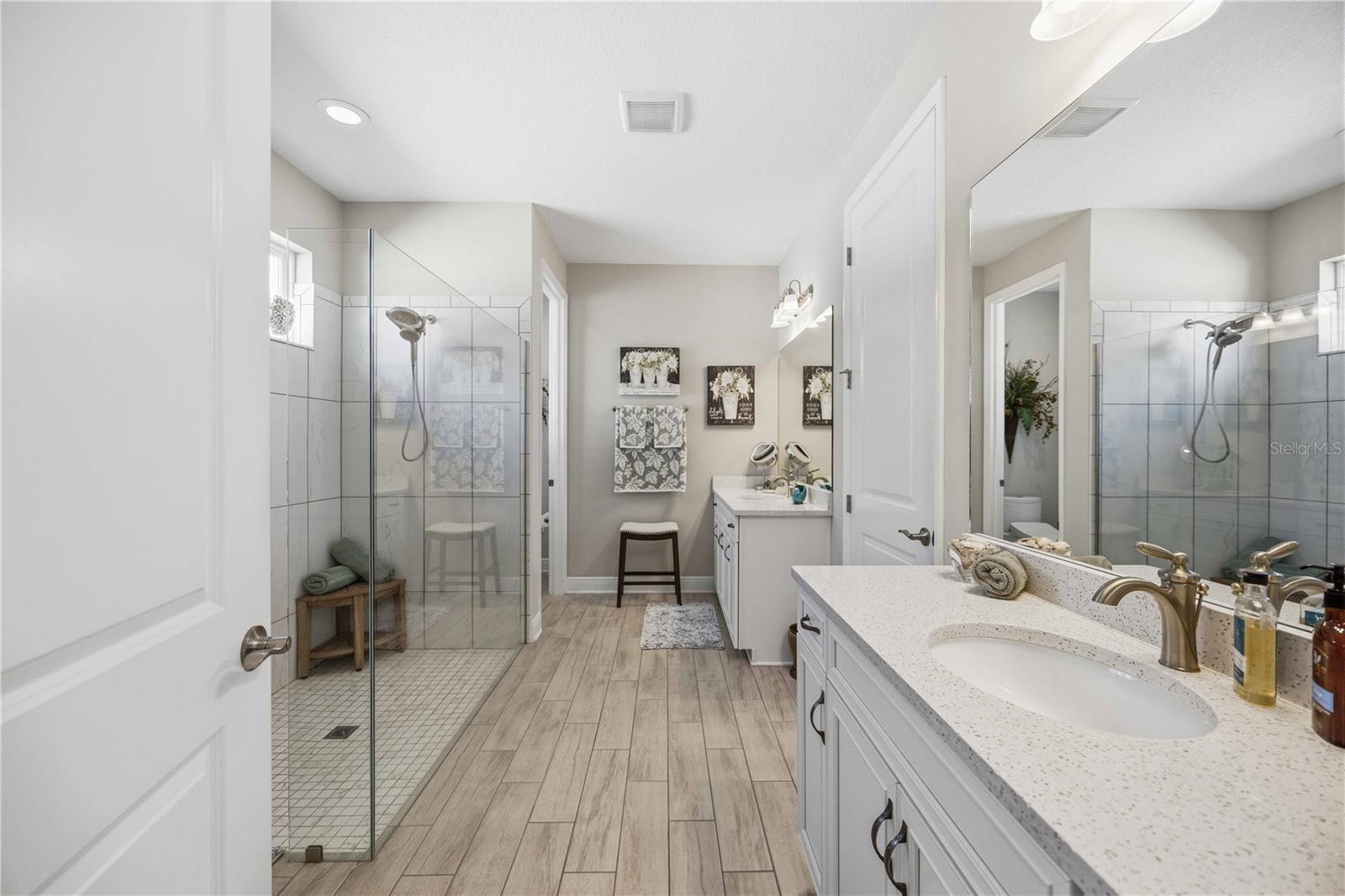 OASIS/WEST VLGS PH 1 - Residential