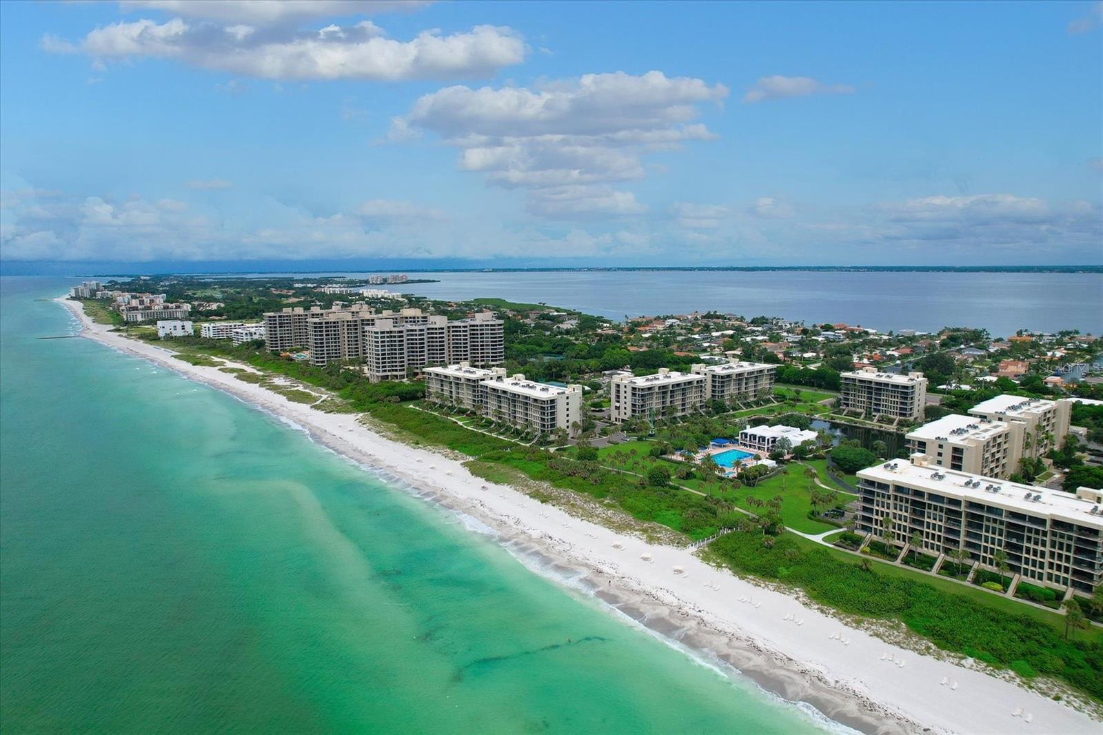 BEACHPLACE II - Residential