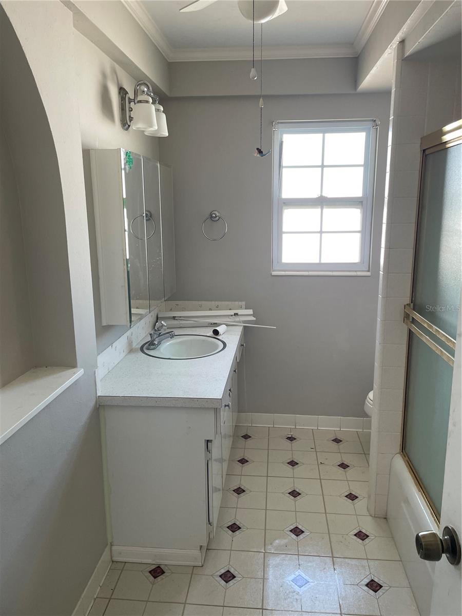 FLAMINGO CAY SECOND UNIT - Residential