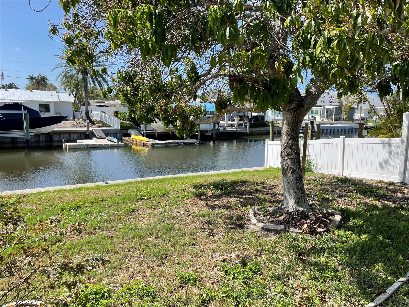 FLAMINGO CAY SECOND UNIT - Residential