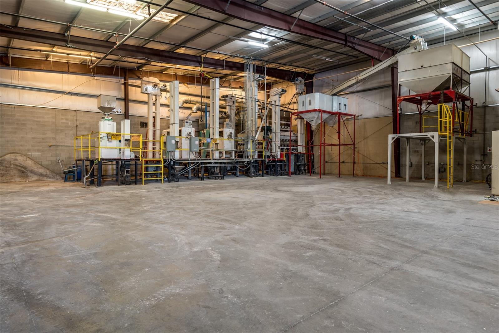 POINCIANA COMMERCENTER 1 - Commercial Sale