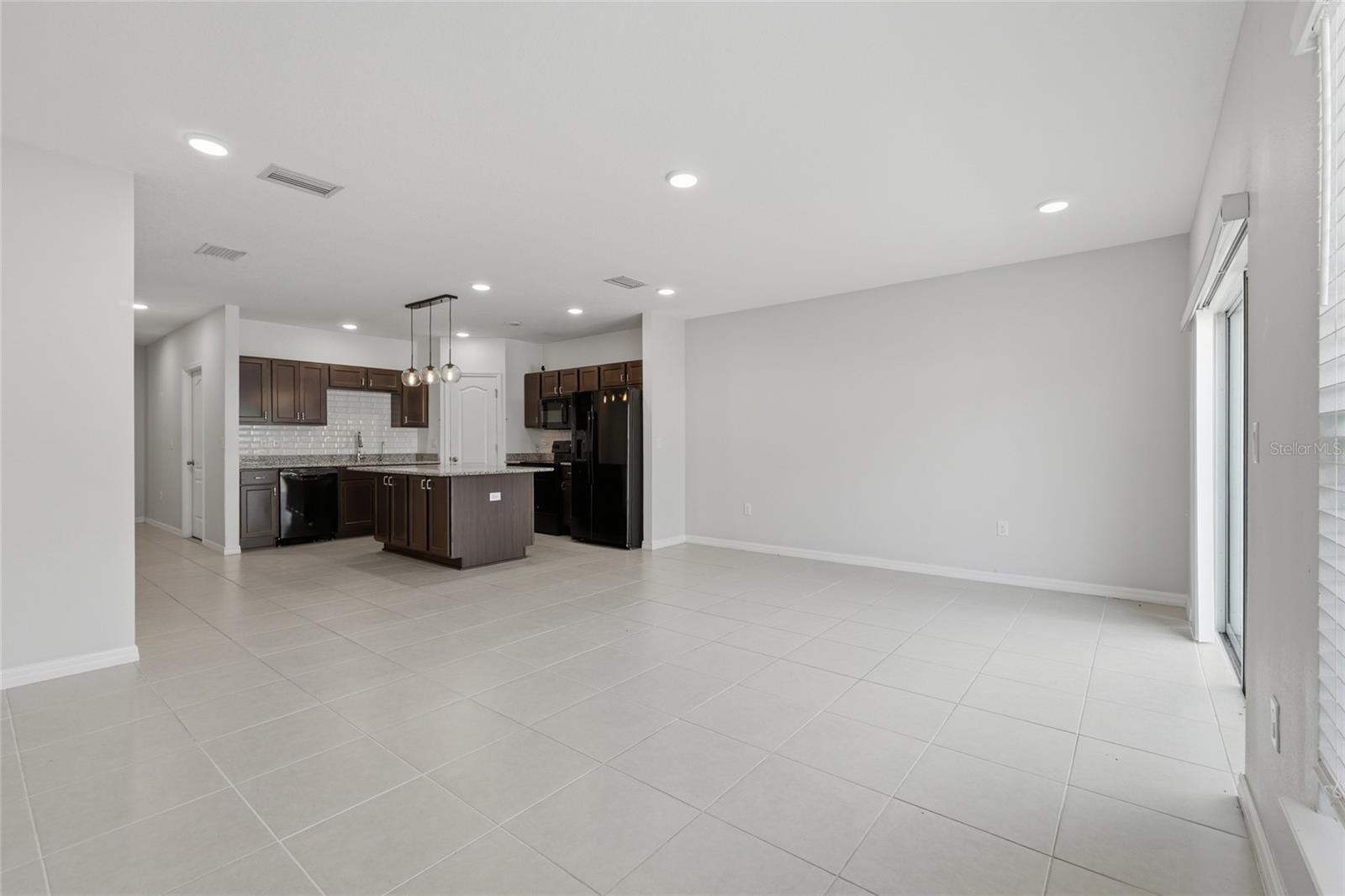 HAMPTON HILLS SOUTH PH 03 - Residential