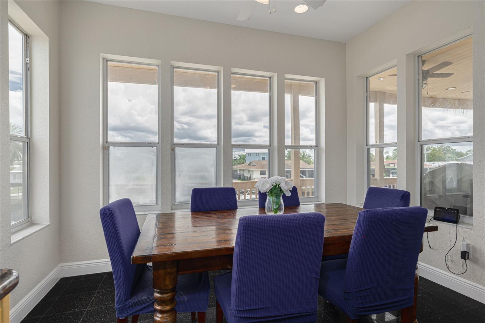 HARBOR ISLES - Residential