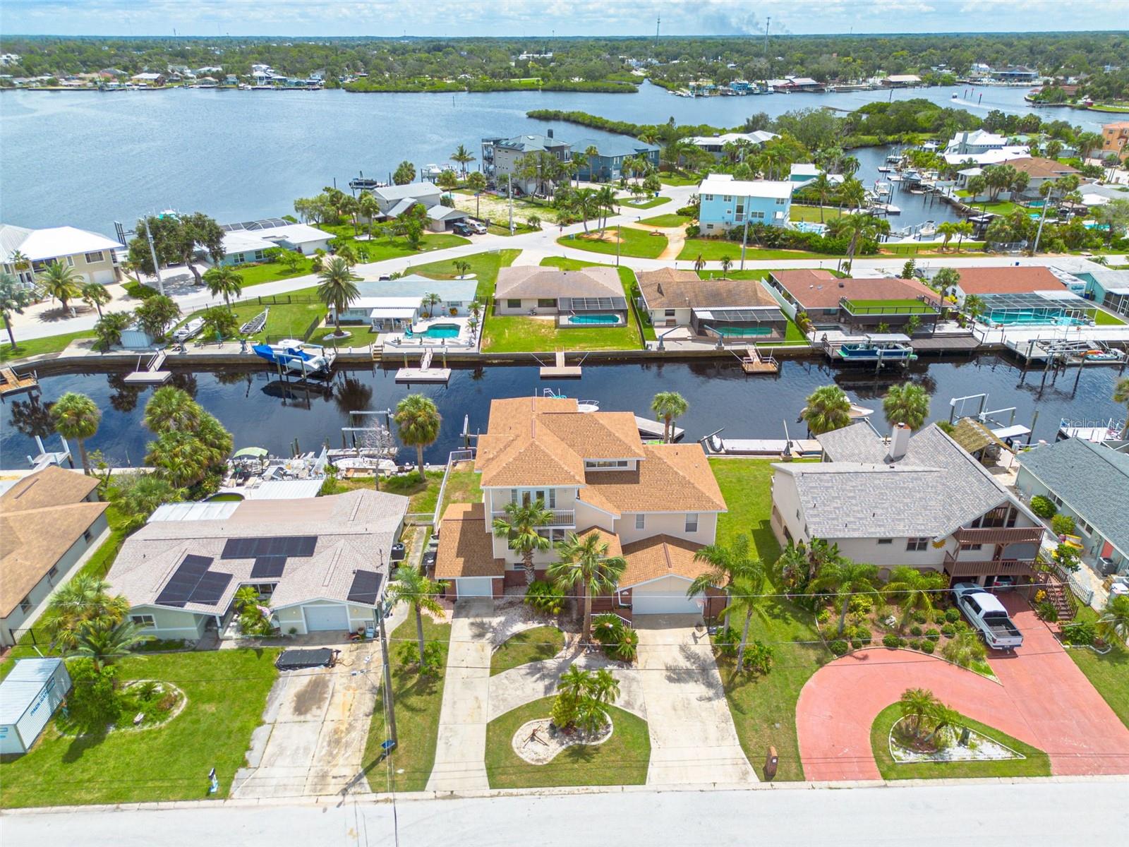 HARBOR ISLES - Residential