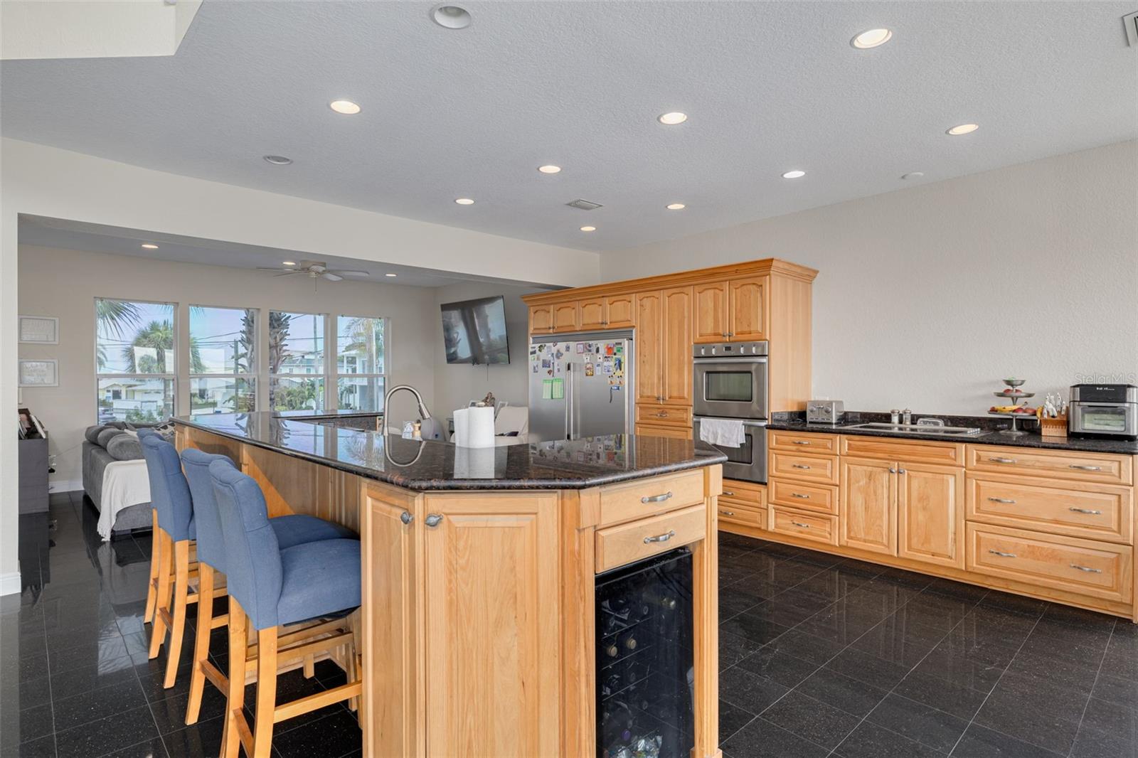 HARBOR ISLES - Residential