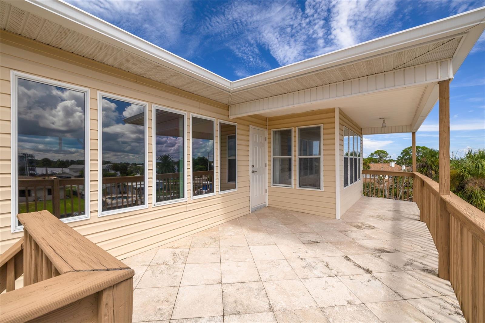 HARBOR ISLES - Residential