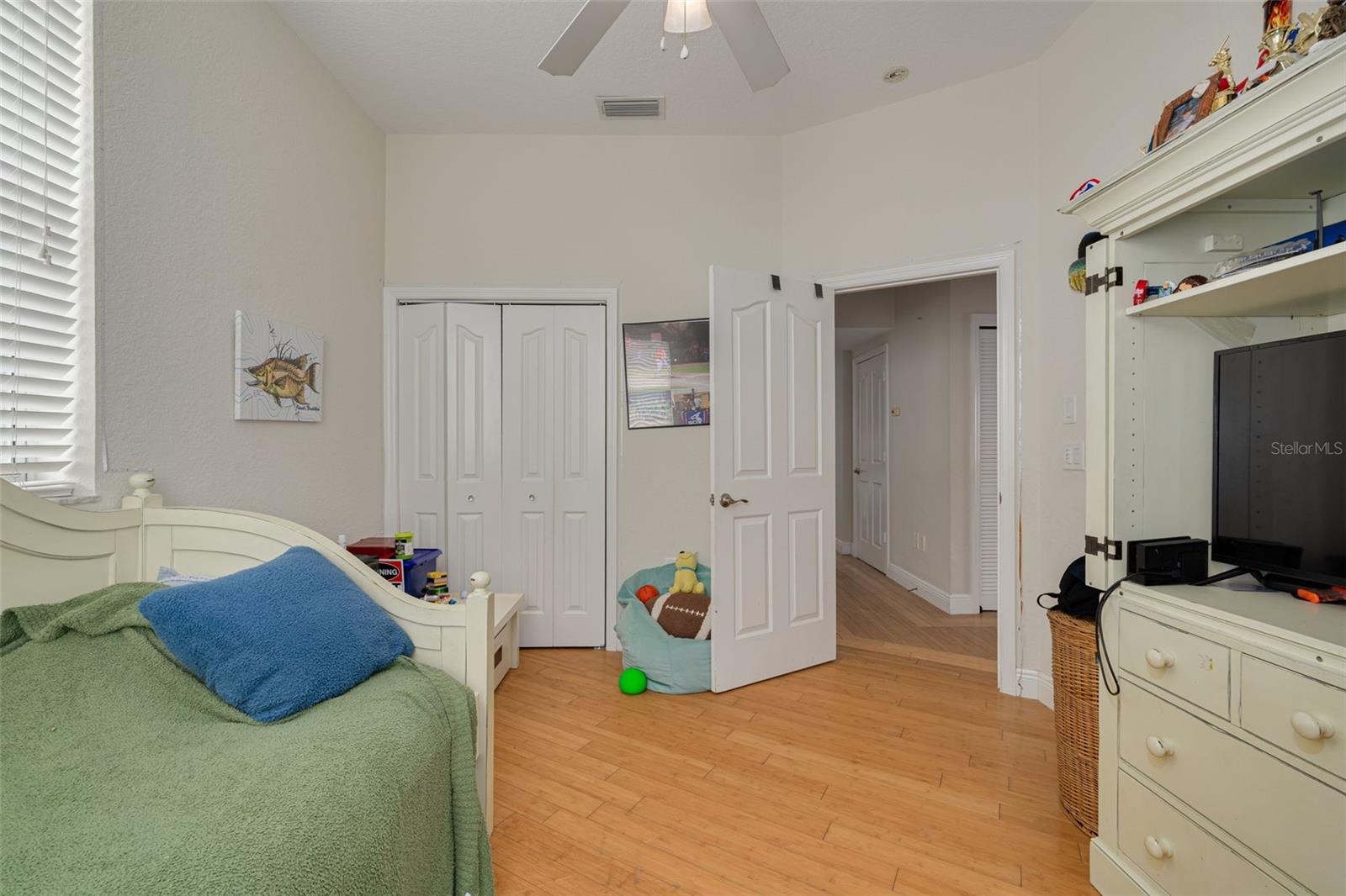 HARBOR ISLES - Residential