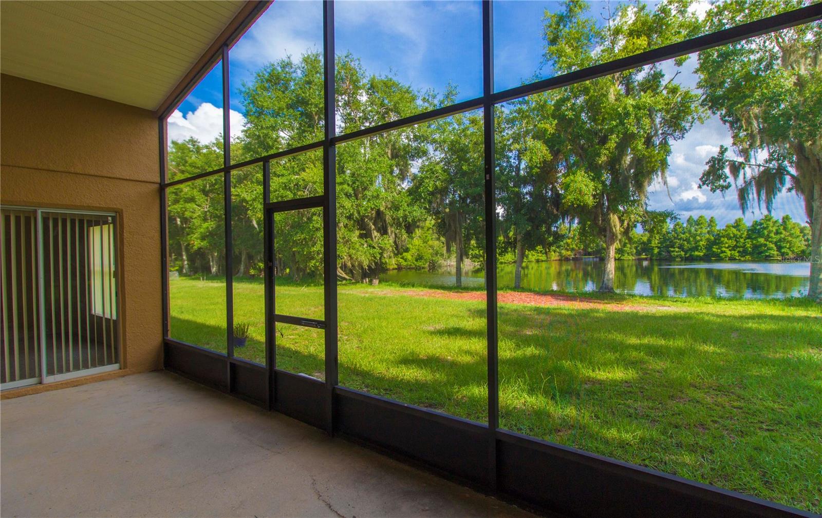 FORTUNE LAKES - Residential