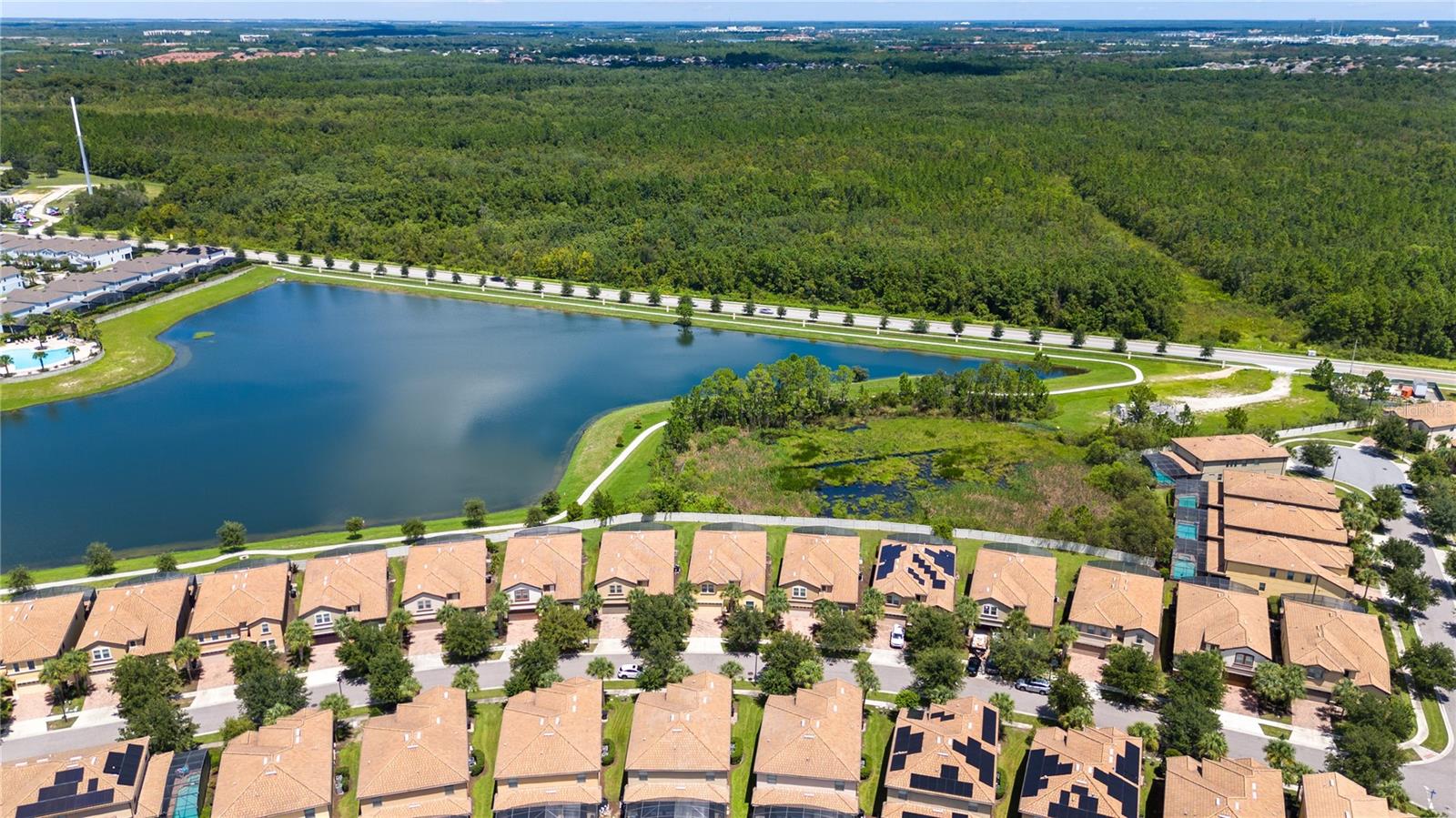 WINDSOR AT WESTSIDE PH 1 - Residential
