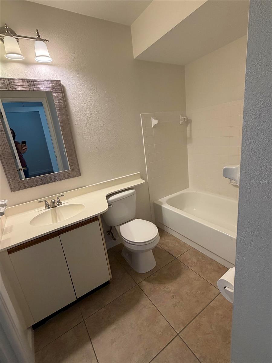 MORNINGSIDE PH IV - Residential Lease