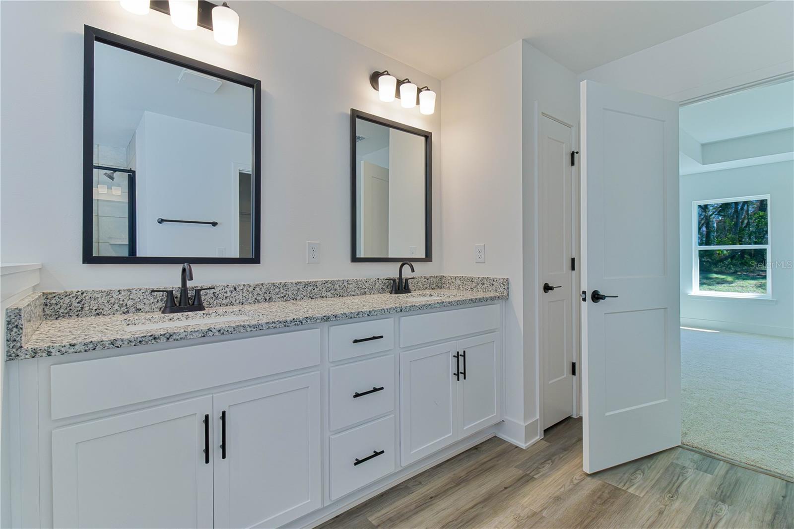 BRIARWOOD - Residential