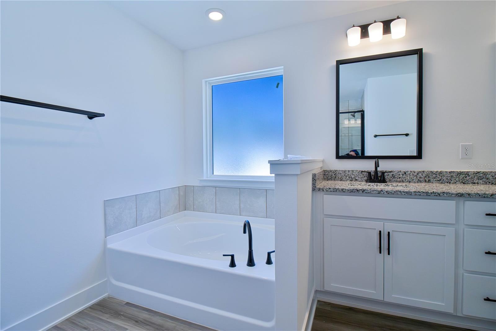 BRIARWOOD - Residential