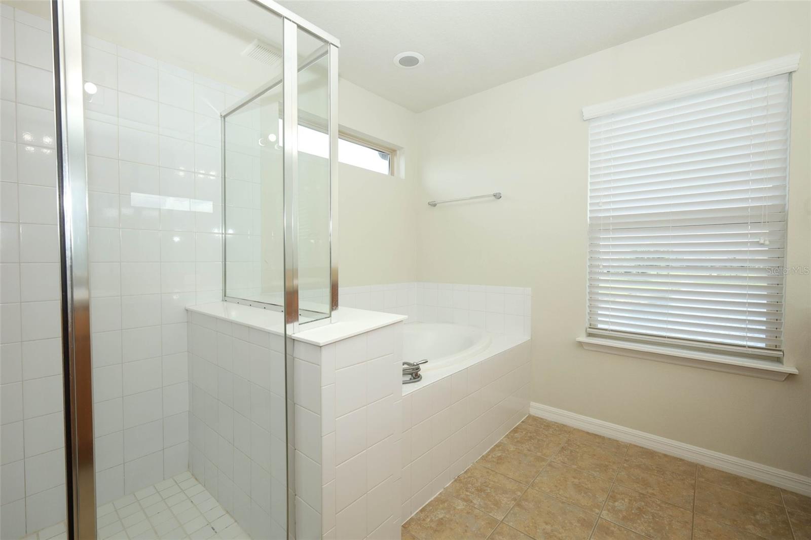 LAKESHORE AT NARCOOSSEE PH 1 - Residential