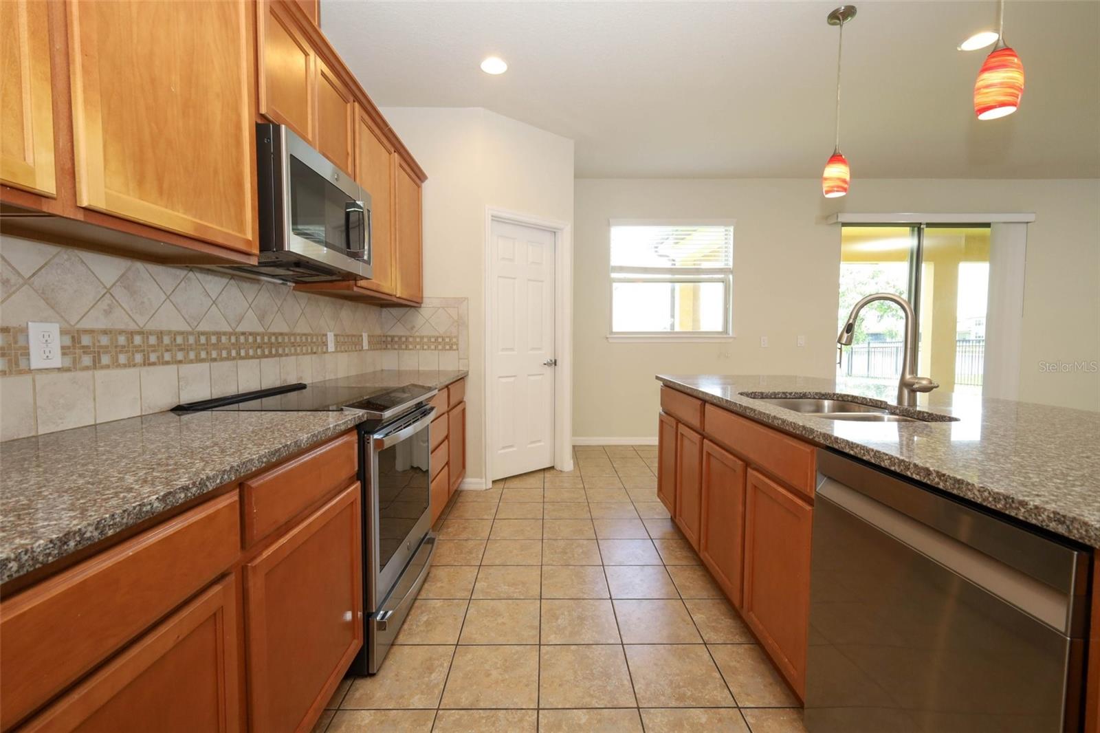 LAKESHORE AT NARCOOSSEE PH 1 - Residential