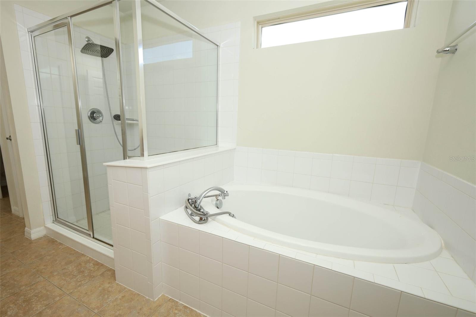 LAKESHORE AT NARCOOSSEE PH 1 - Residential