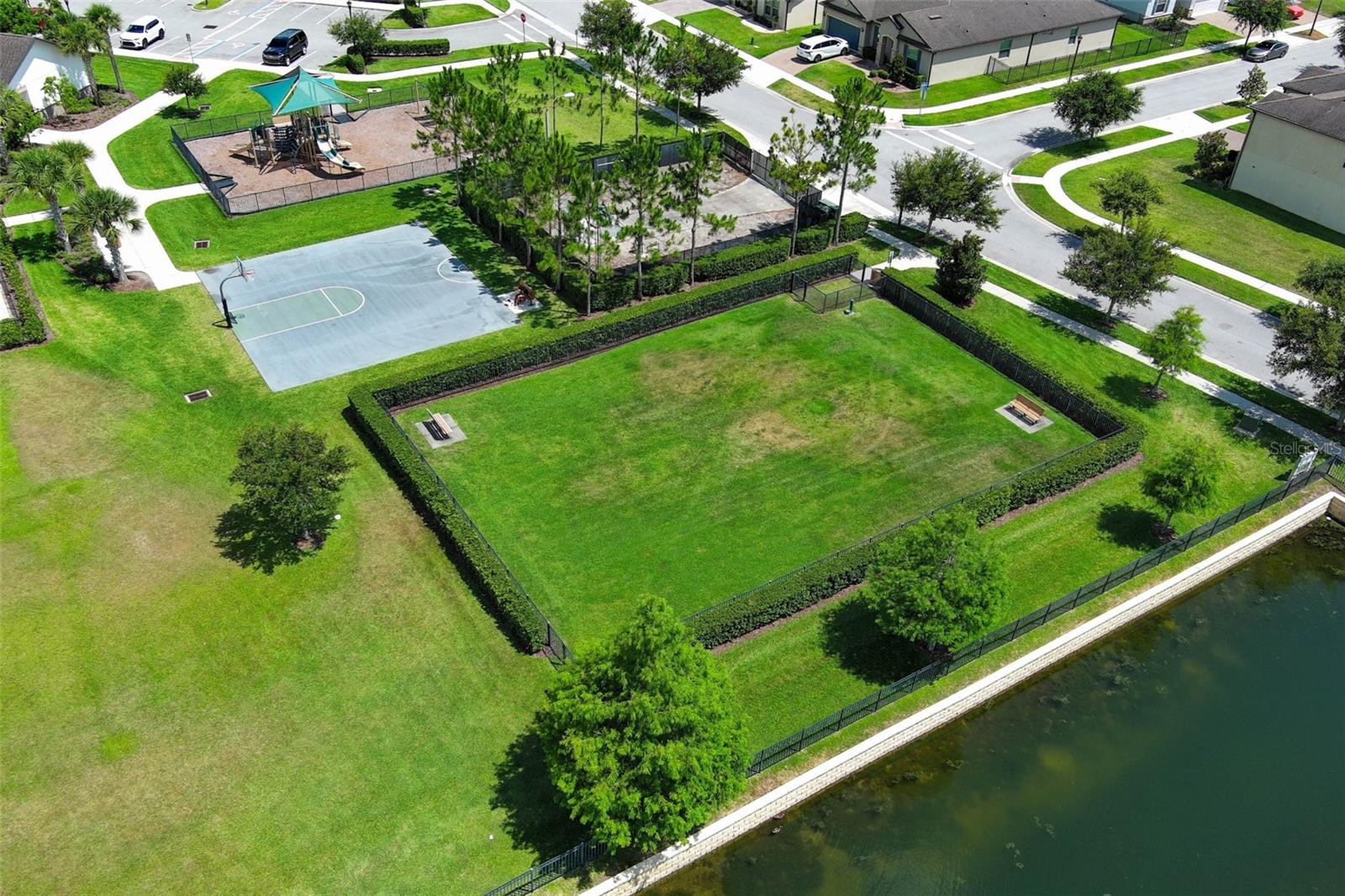 LAKESHORE AT NARCOOSSEE PH 1 - Residential