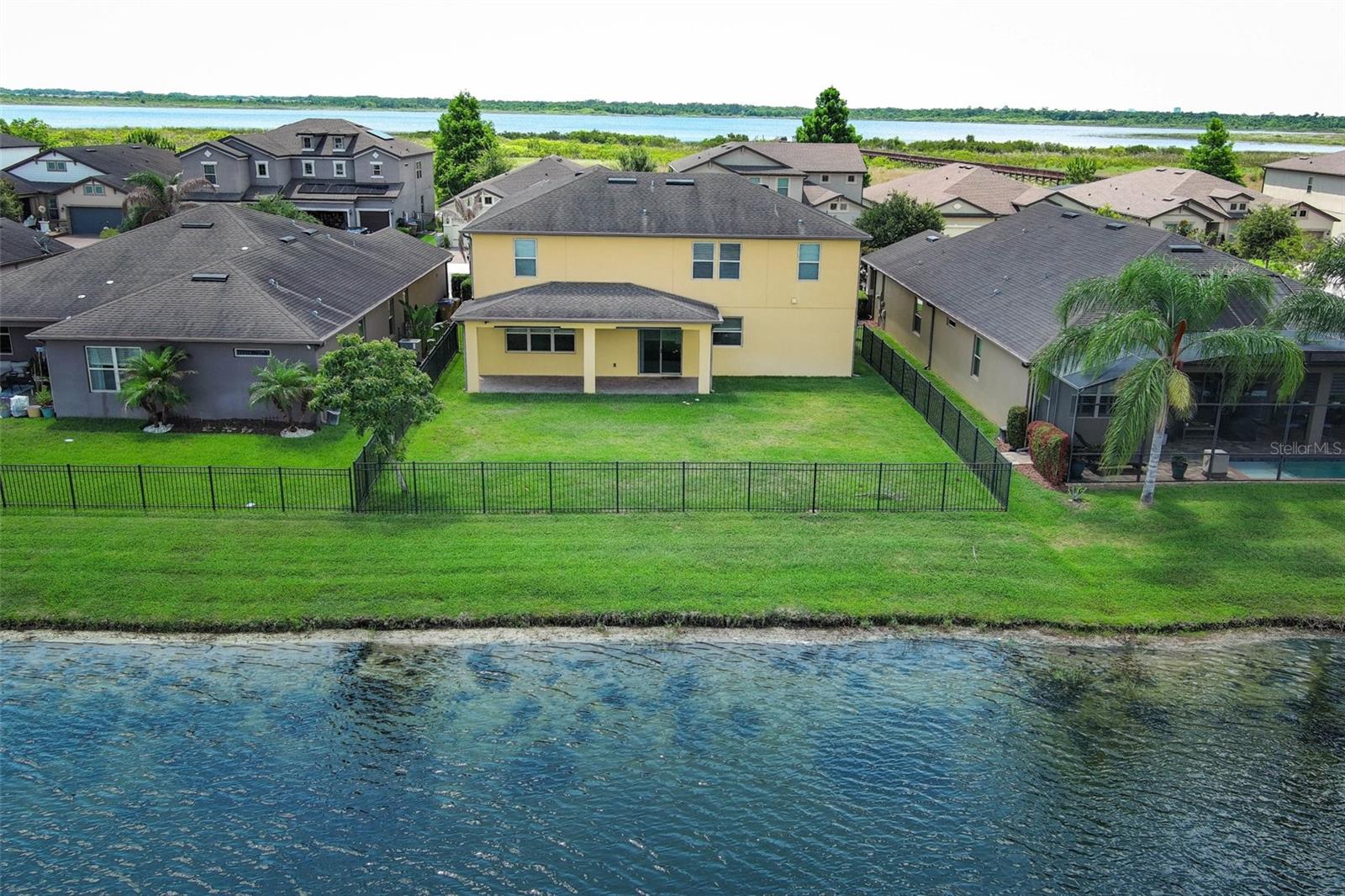 LAKESHORE AT NARCOOSSEE PH 1 - Residential
