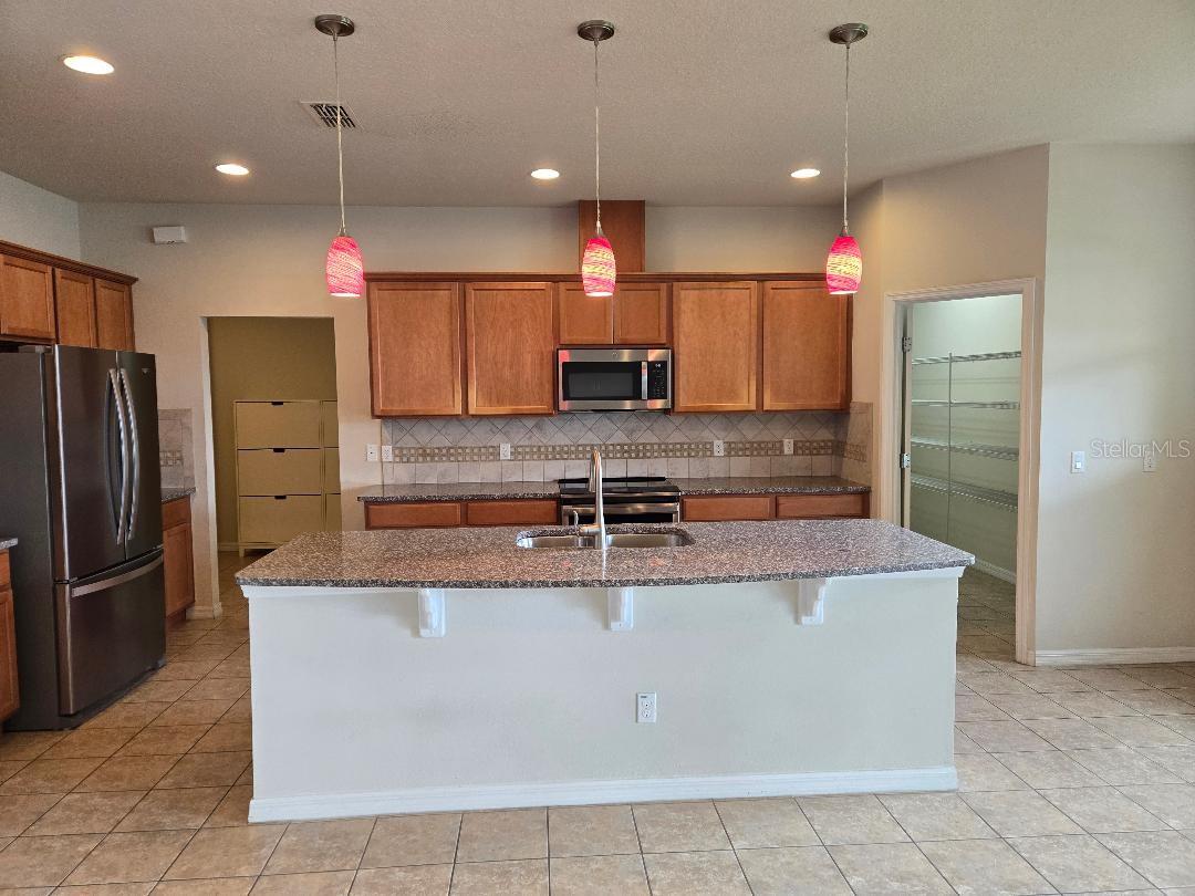LAKESHORE AT NARCOOSSEE PH 1 - Residential