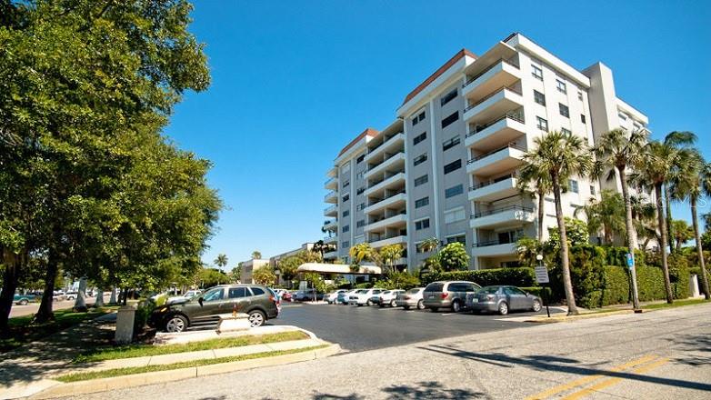 Pied-a-terre! Prime location at the west end of the Manatee Riverwalk! Private lighted garage carport parking space is priceless! Air Condition unit replaced in 2024. The 1-1/2 mile Riverwalk boasts a five acre park green space 400-seat amphitheater, downtown local events and celebrations. When’s the last time you walked to the Bank or Post Office? We are a walk-a-bout community next door to Barcarrota Public library, one block to neighboring Pier 22 Marina and restaurant, Bishop Museum & Planetarium, Manatee Performing Art Center for live theatre, Post Office, Banking, Main Street shoppes, Fine and Casual dining. Bordering the Village of the Arts populated by local Artists and specialty shoppes & restaurants. Photos paint a picture but you make an appointment to visit to experience the ambiance. Both bedrooms have walk-in closets plus a bonus room. Residents share secure call-box entry, lobby/gathering room, all purpose room with caterer’s kitchen. library & half bath. Cable TV, Internet, Escrow Reserves Fund, Insurance, Sewer, Trash, and Water inclusive.  Something extra! Local Ferry to Anna Maria Island and return. 8 mile direct route to sugar sand Gulf beaches, north to Anna Maria Island, south along Gulf Drive to St Armand's Circle & additional culture and arts. Direct 8 mile drive to Sarasota International Airport-one hour +- drive to Tampa International, 2 hours to Epcot/Disney World. Flights in/out from Sarasota International Airport or Tampa International airport.