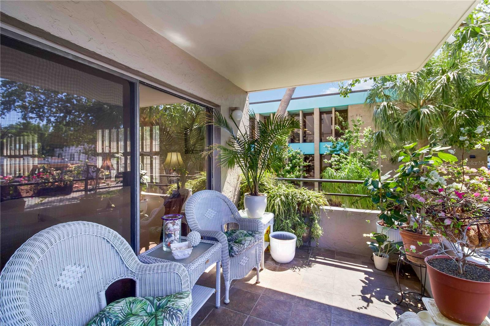 THE RIVERVIEW - Residential