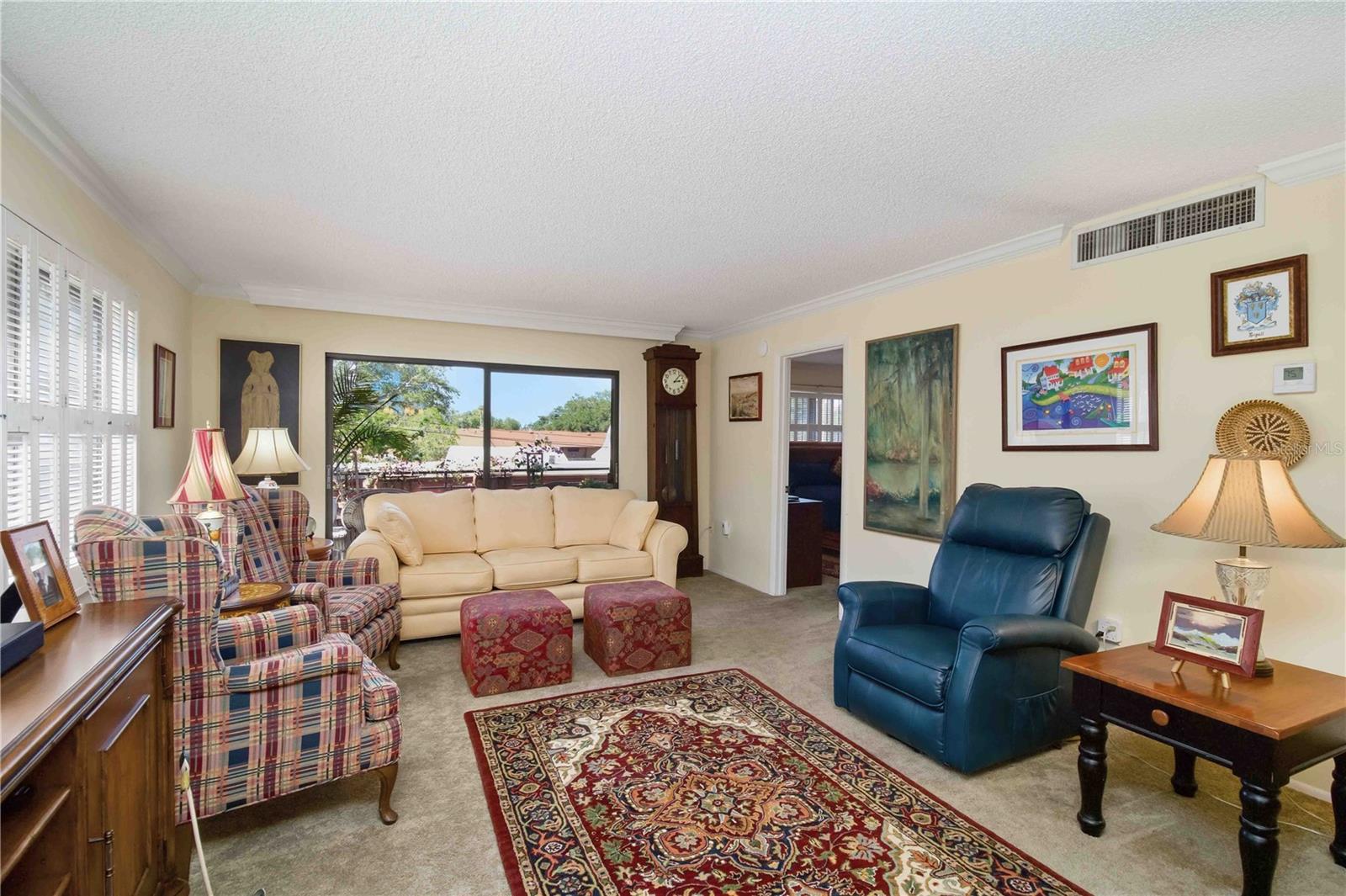 THE RIVERVIEW - Residential
