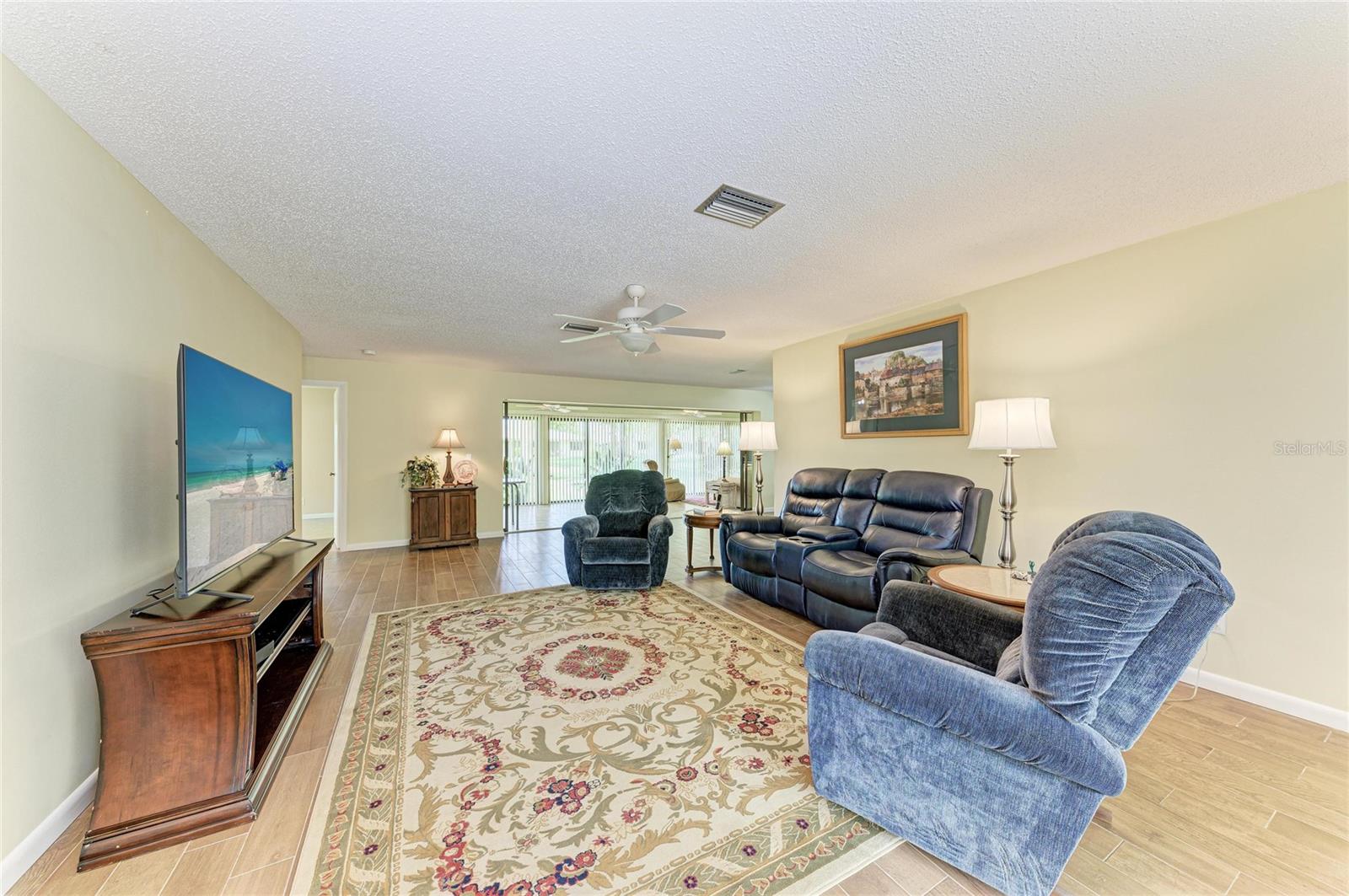 PALM-AIRE AT SARASOTA 11-A - Residential