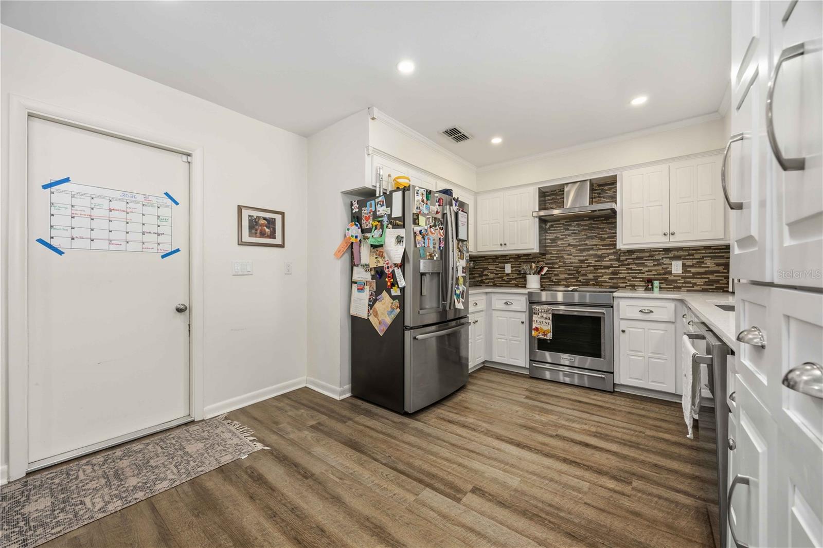 ELOISE WOODS EAST LAKE MARIAM UNIT - Residential