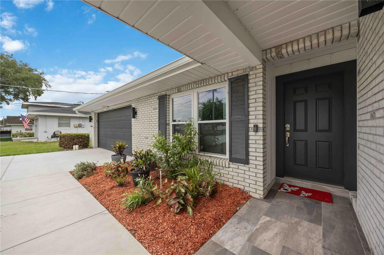ELOISE WOODS EAST LAKE MARIAM UNIT - Residential