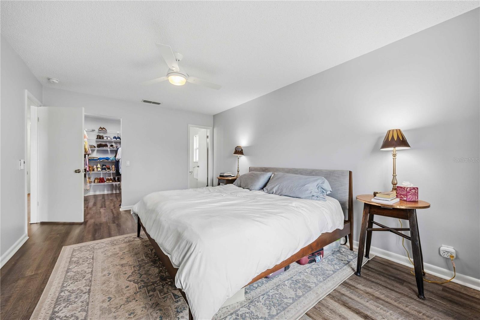 ELOISE WOODS EAST LAKE MARIAM UNIT - Residential