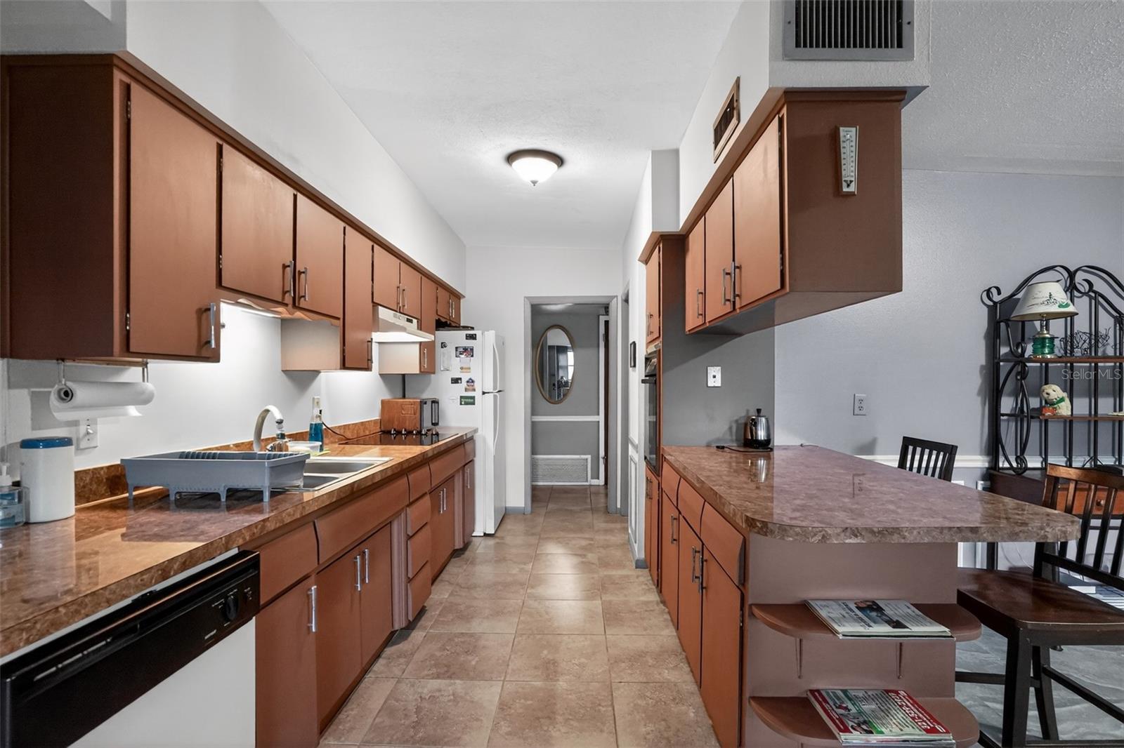 GARDENDALE UNIT 04 - Residential